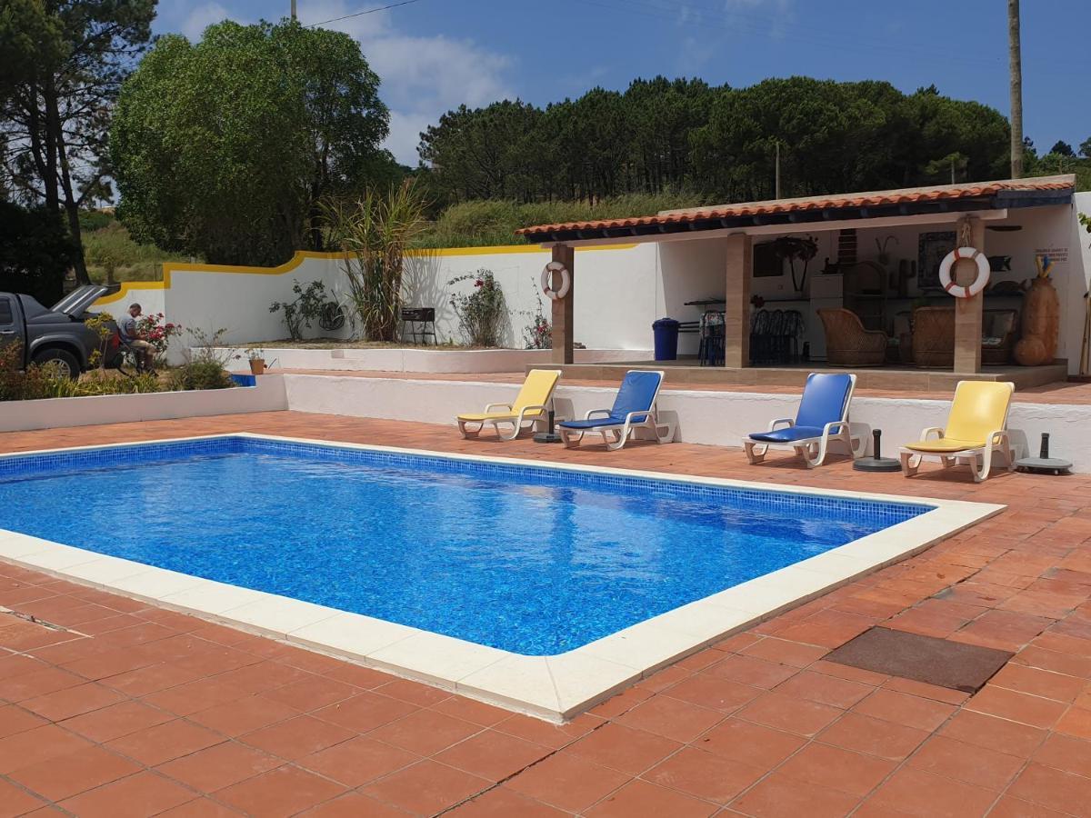Вилла Sondela Self Catering Сан-Мартинью-ду-Порту Экстерьер фото